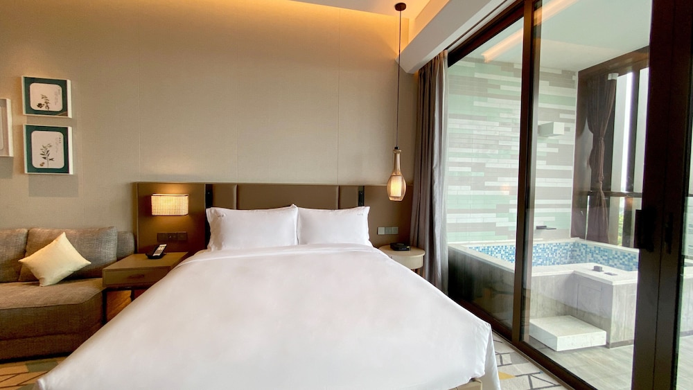 holiday inn resort maoshan hot spring an ihg hotel