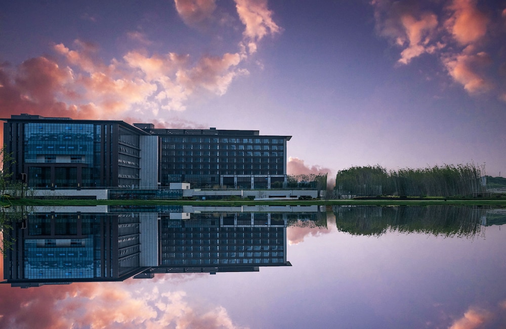 holiday inn resort maoshan hot spring an ihg hotel
