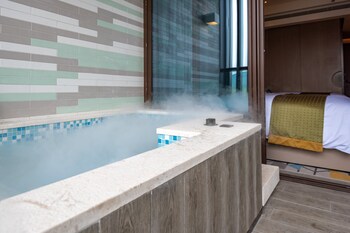 Holiday Inn Resort Maoshan Hot-Spring, An Ihg Hotel,Jurong>>Changzhou,2 star