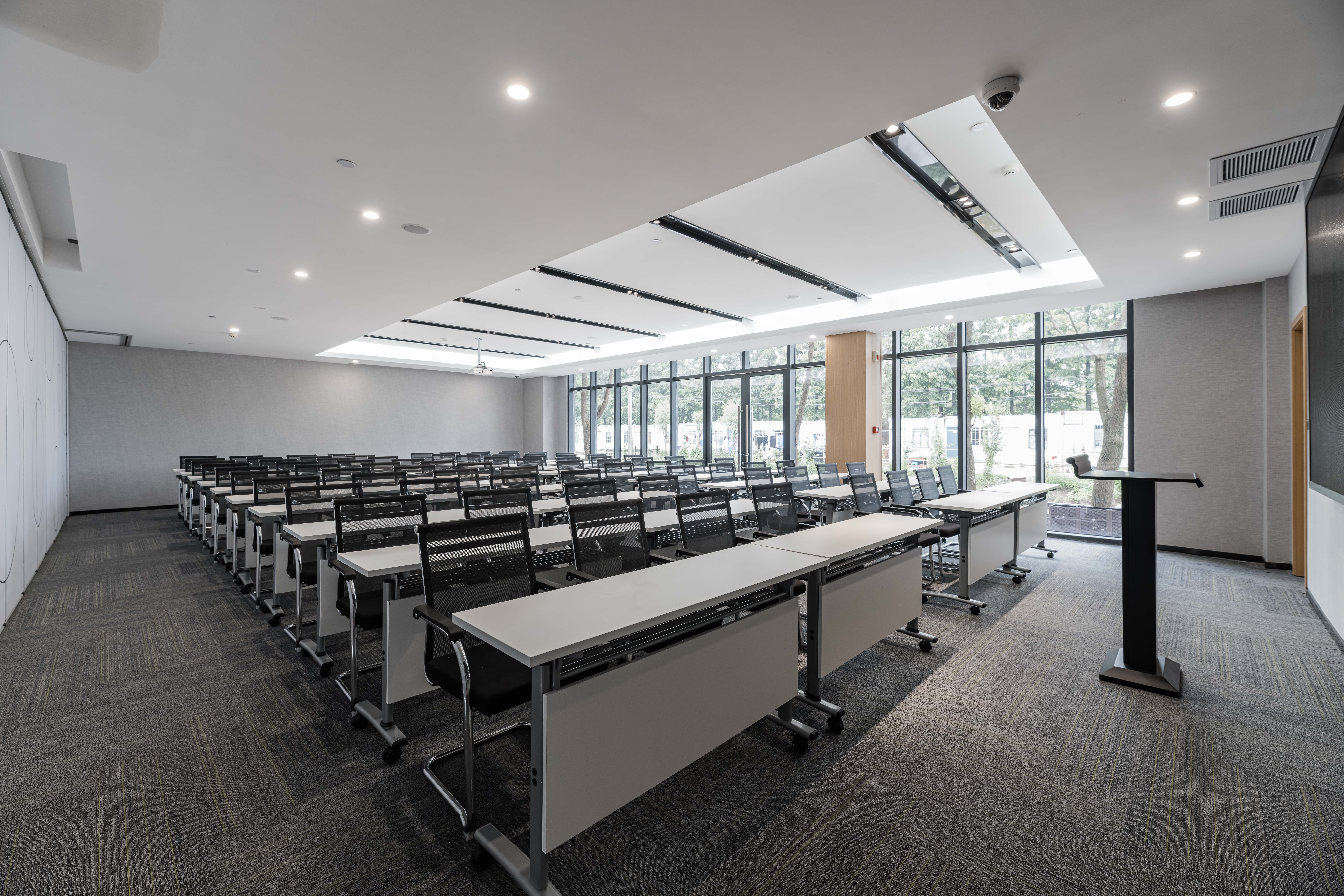 holiday inn express pudong chuansha an ihg hotel