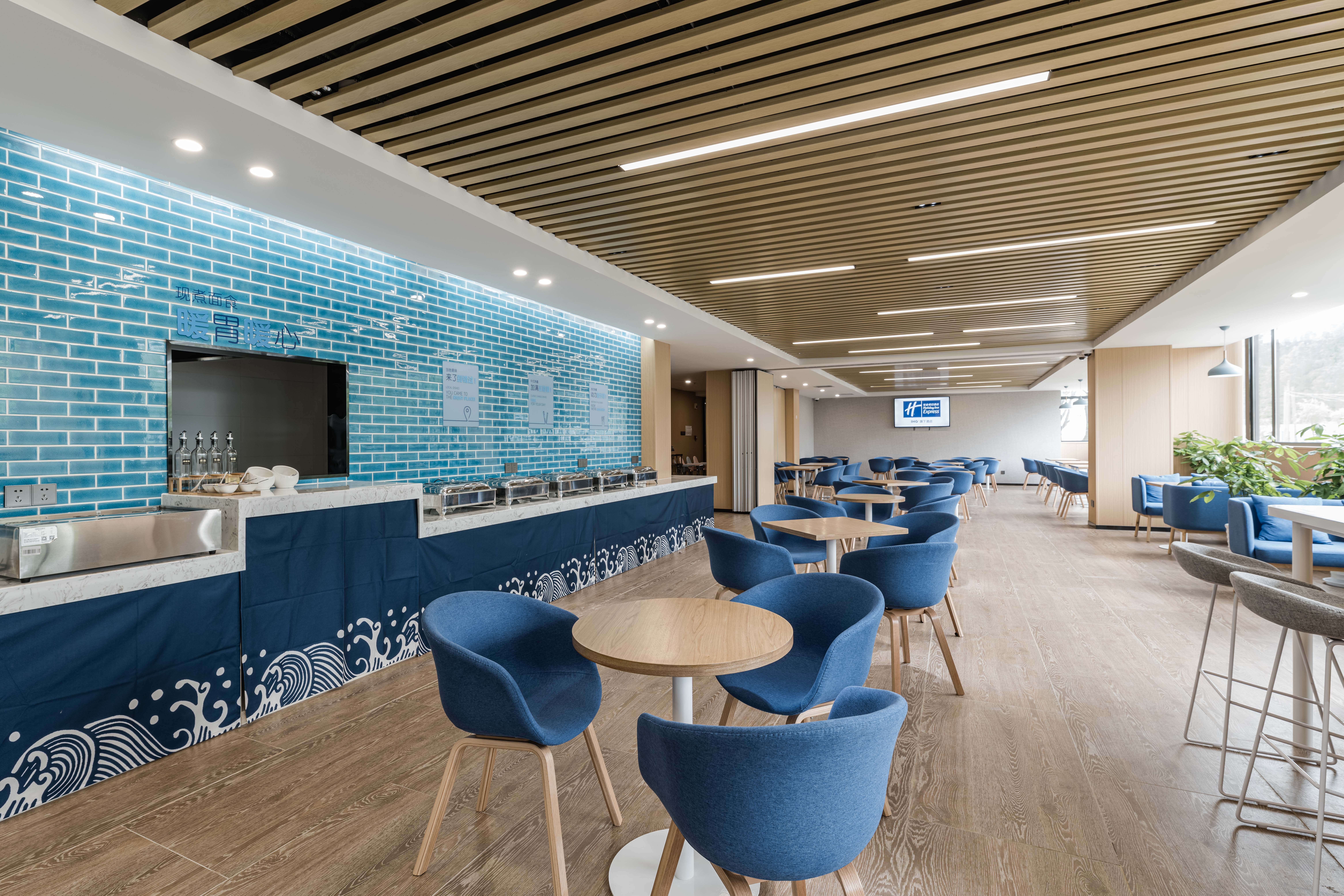 holiday inn express pudong chuansha an ihg hotel