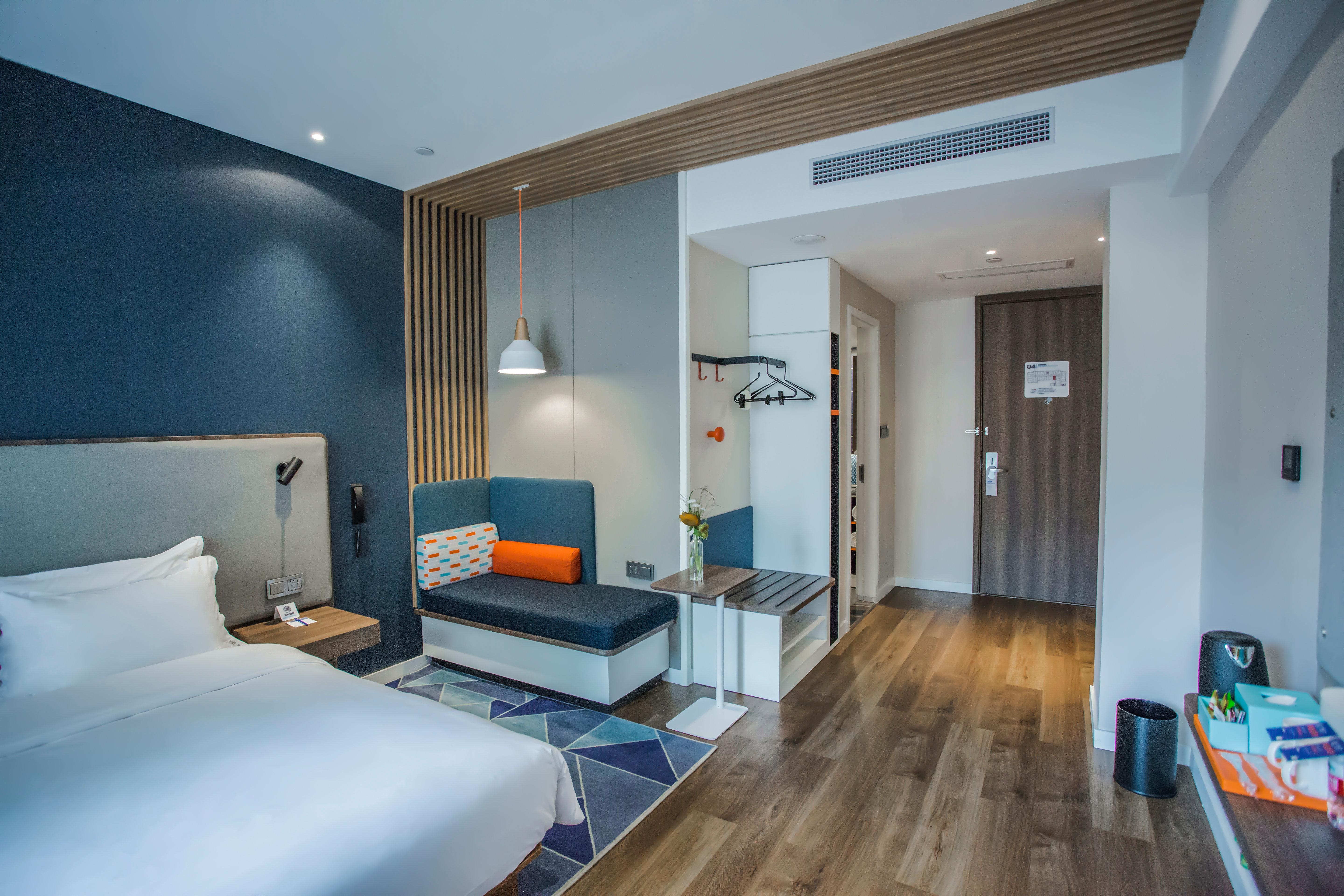 holiday inn express pudong chuansha an ihg hotel