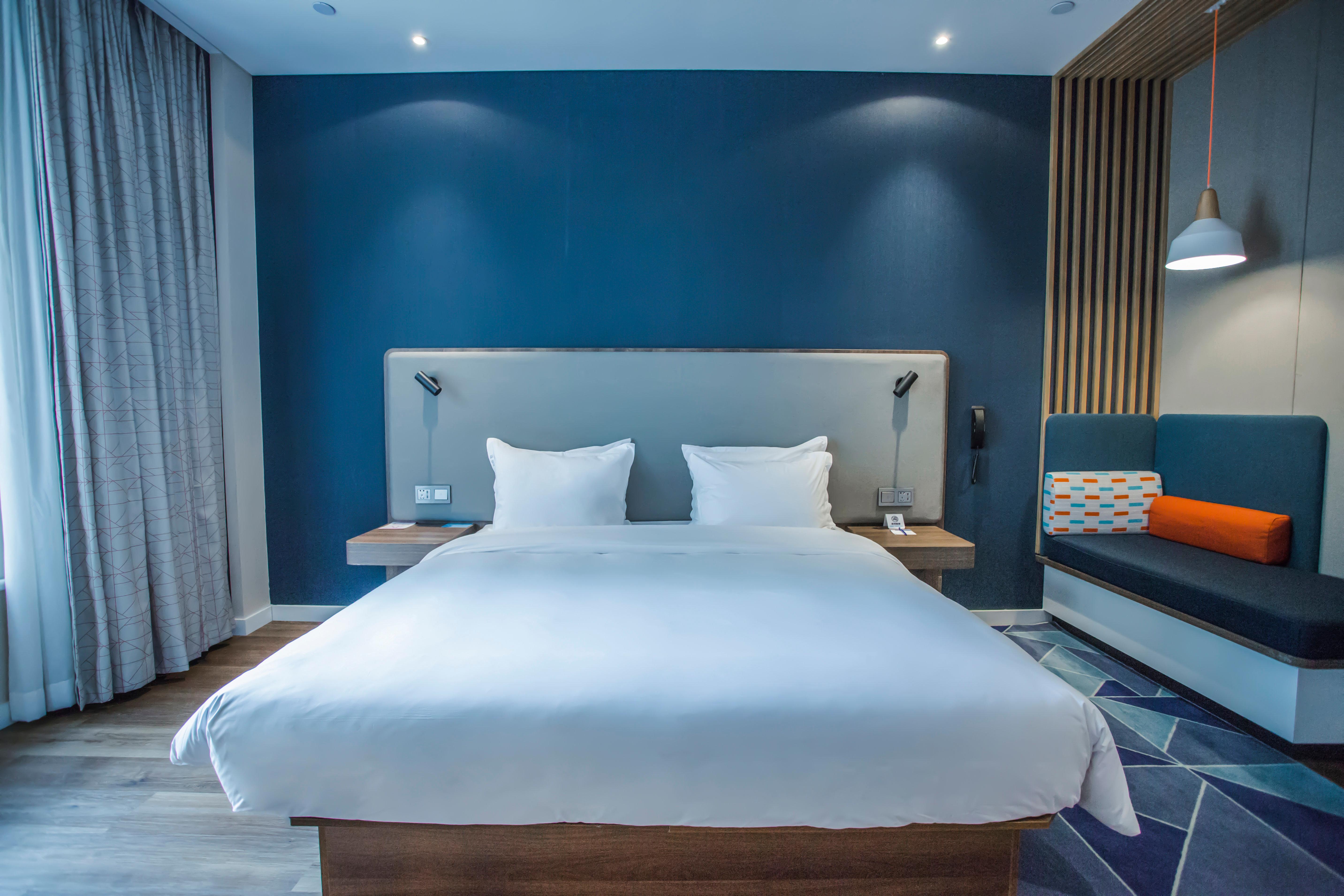 holiday inn express pudong chuansha an ihg hotel