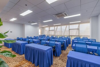 holiday inn express nanjing jiangbei yushan an ihg hotel
