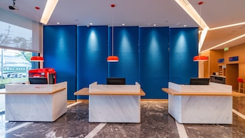 Holiday Inn Express Nanjing Jiangbei Yushan, An Ihg Hotel,Pukou>>Nanjing,2.5 star