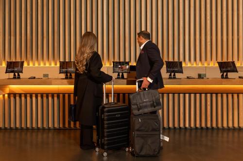 zedwell piccadilly circus