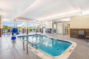 fairfield inn and suites by marriott rolla