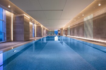 Holiday Inn Wuxi Central Station, An Ihg Hotel,Wuxi>>Suzhou,3 star