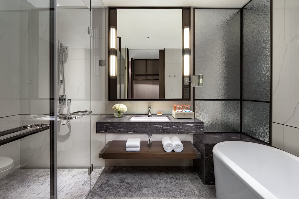 crowne plaza shanghai hongqiao an ihg hotel