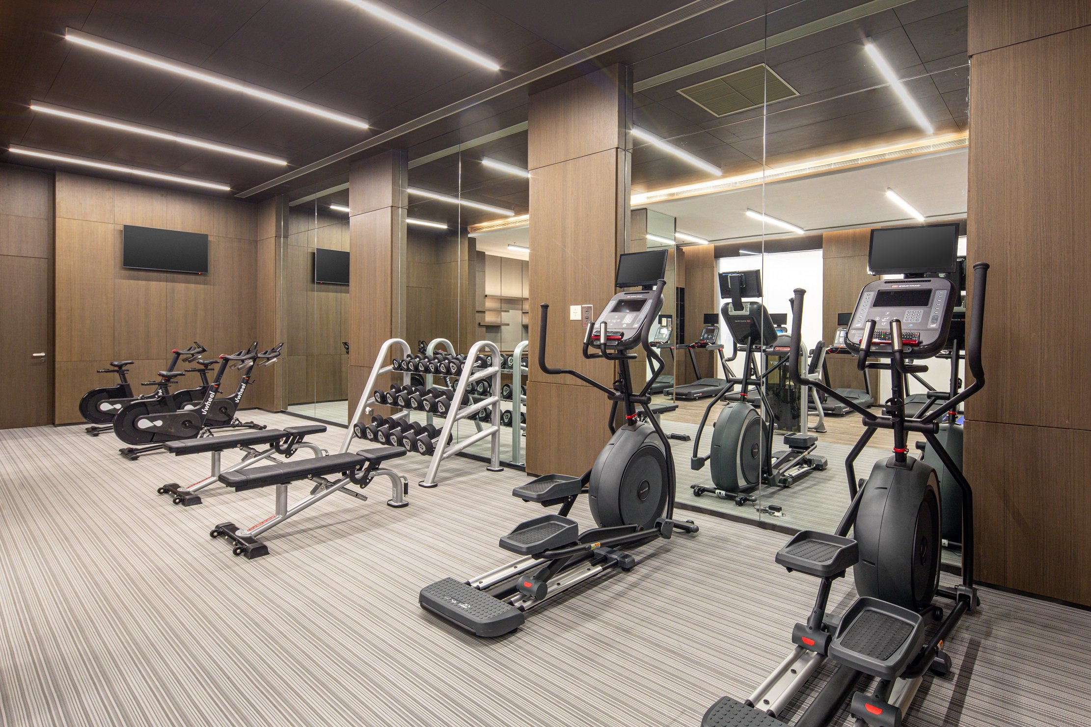 crowne plaza shanghai hongqiao an ihg hotel