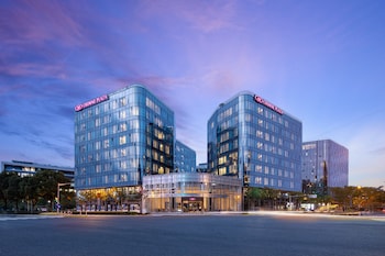 Crowne Plaza Shanghai Hongqiao, An Ihg Hotel,Minhang District>>Minhang,4.5 star