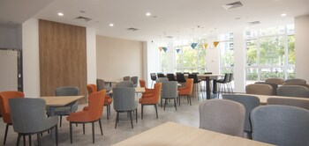 holiday inn express tianjin airport east an ihg hotel