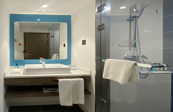 Holiday Inn Express Tianjin Airport East, An Ihg Hotel,Tianjin>>Dongli,2.5 star