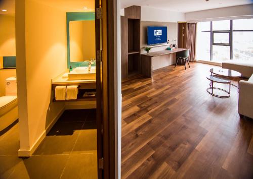 holiday inn express tianjin airport east an ihg hotel