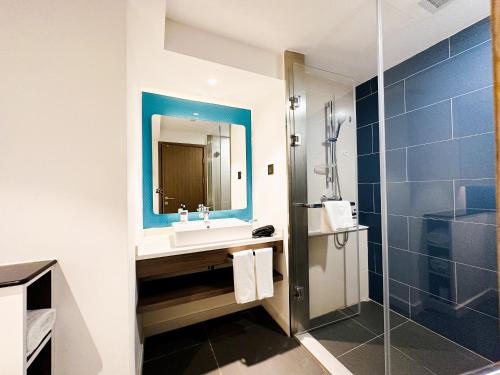 holiday inn express tianjin airport east an ihg hotel