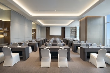crowne plaza dalian xinghai an ihg hotel