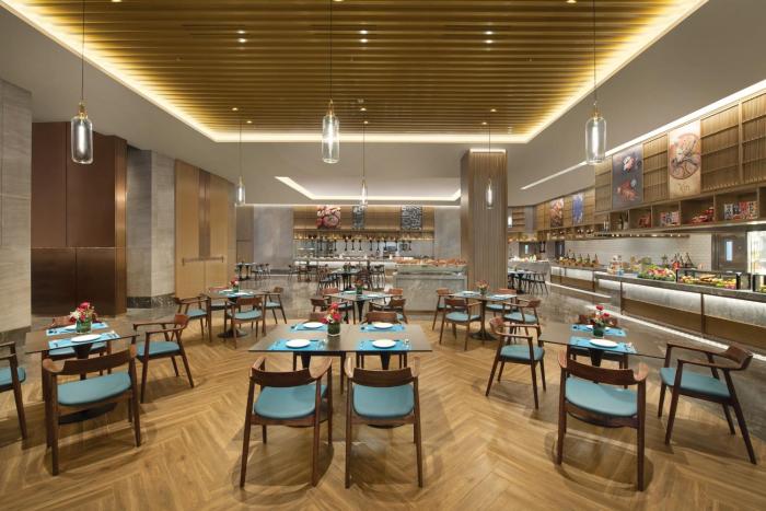 crowne plaza dalian xinghai an ihg hotel