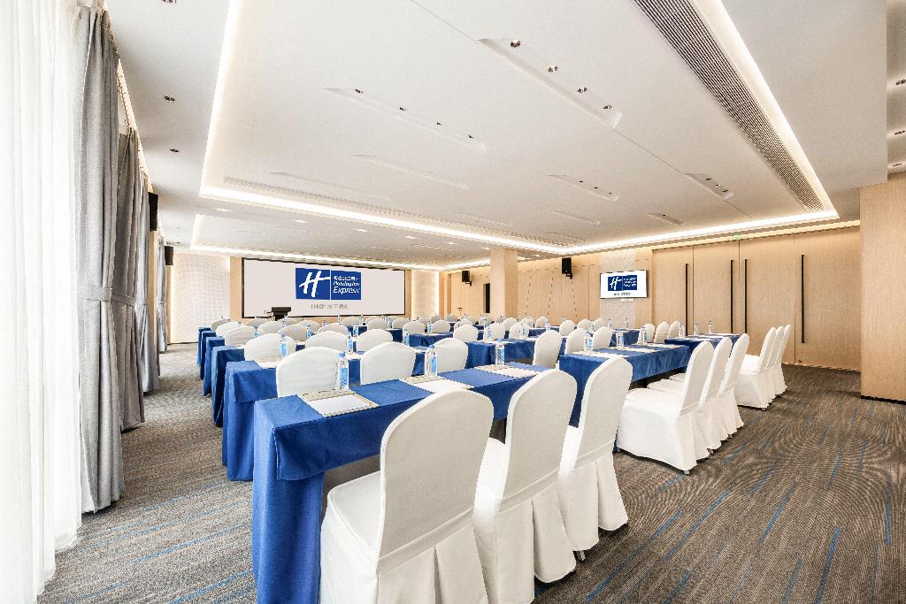 holiday inn express jinjiang anhai