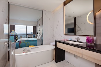 Crowne Plaza Foshan Nanhai, An Ihg Hotel,Guangdong>>Foshan,4 star
