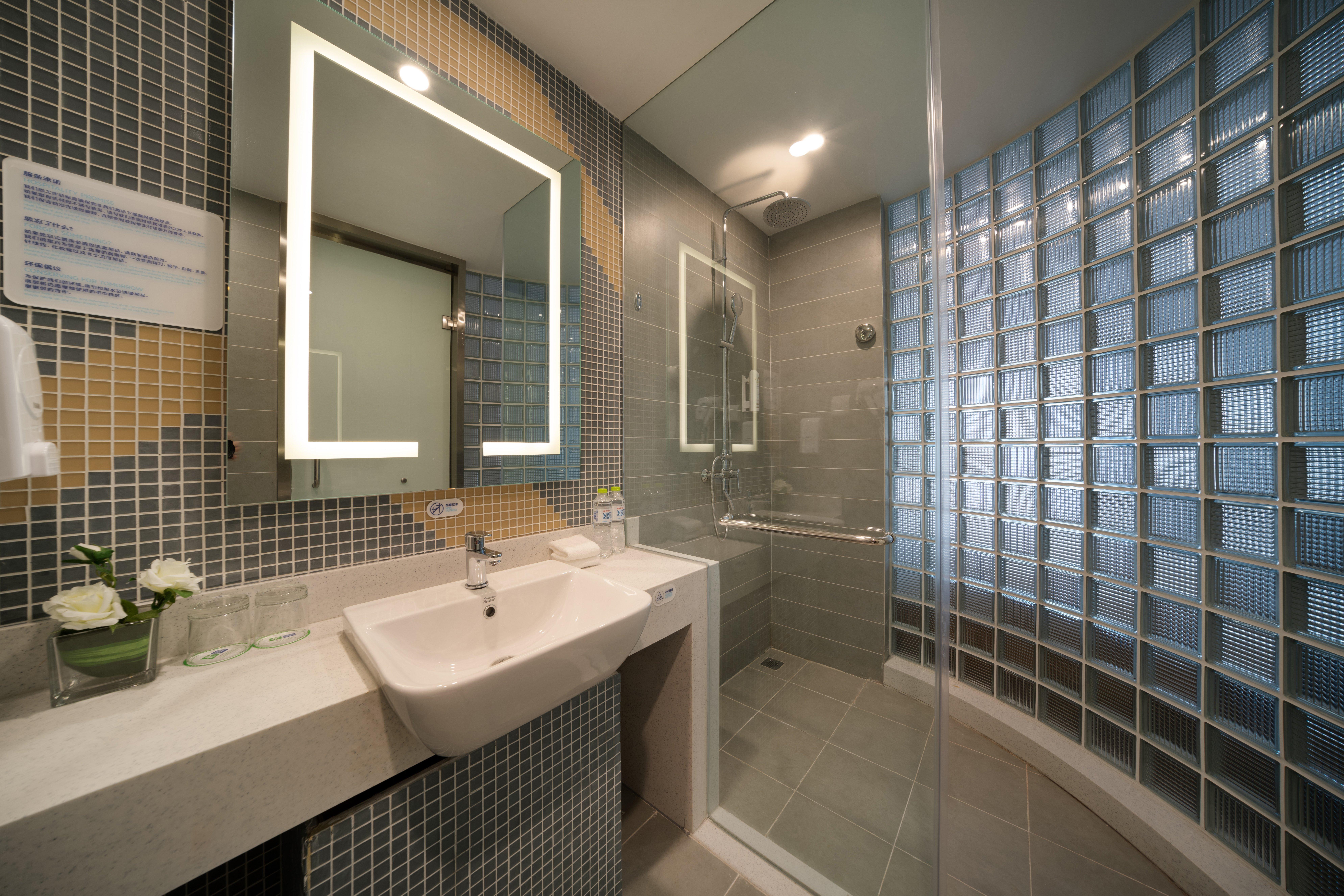 holiday inn express qingdao innovation park an ihg hotel