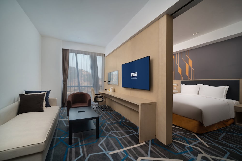 holiday inn express qingdao innovation park an ihg hotel