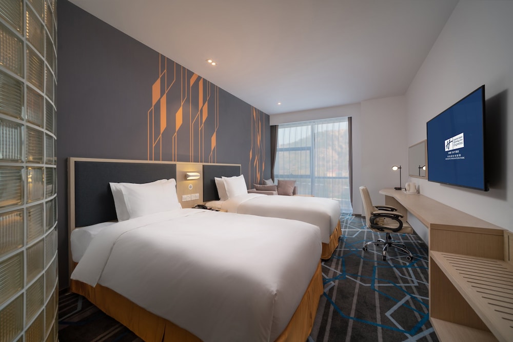 holiday inn express qingdao innovation park an ihg hotel