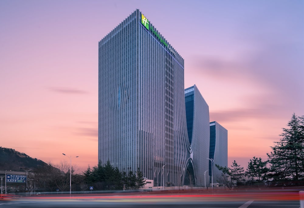 holiday inn express qingdao innovation park an ihg hotel
