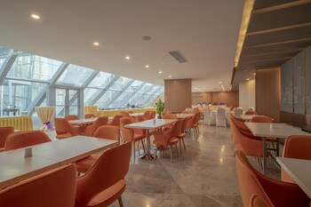 Holiday Inn Express Qingdao Innovation Park, An Ihg Hotel,Weifang>>Qingdao,2.5 star