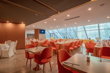 Holiday Inn Express Qingdao Innovation Park, An Ihg Hotel,Weifang>>Qingdao,2.5 star