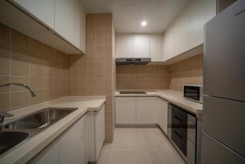 holiday inn express qingdao innovation park an ihg hotel