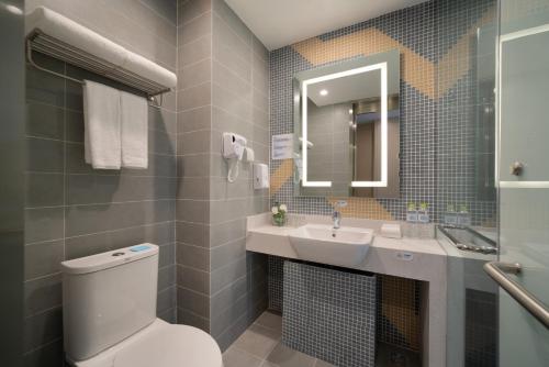holiday inn express qingdao innovation park an ihg hotel