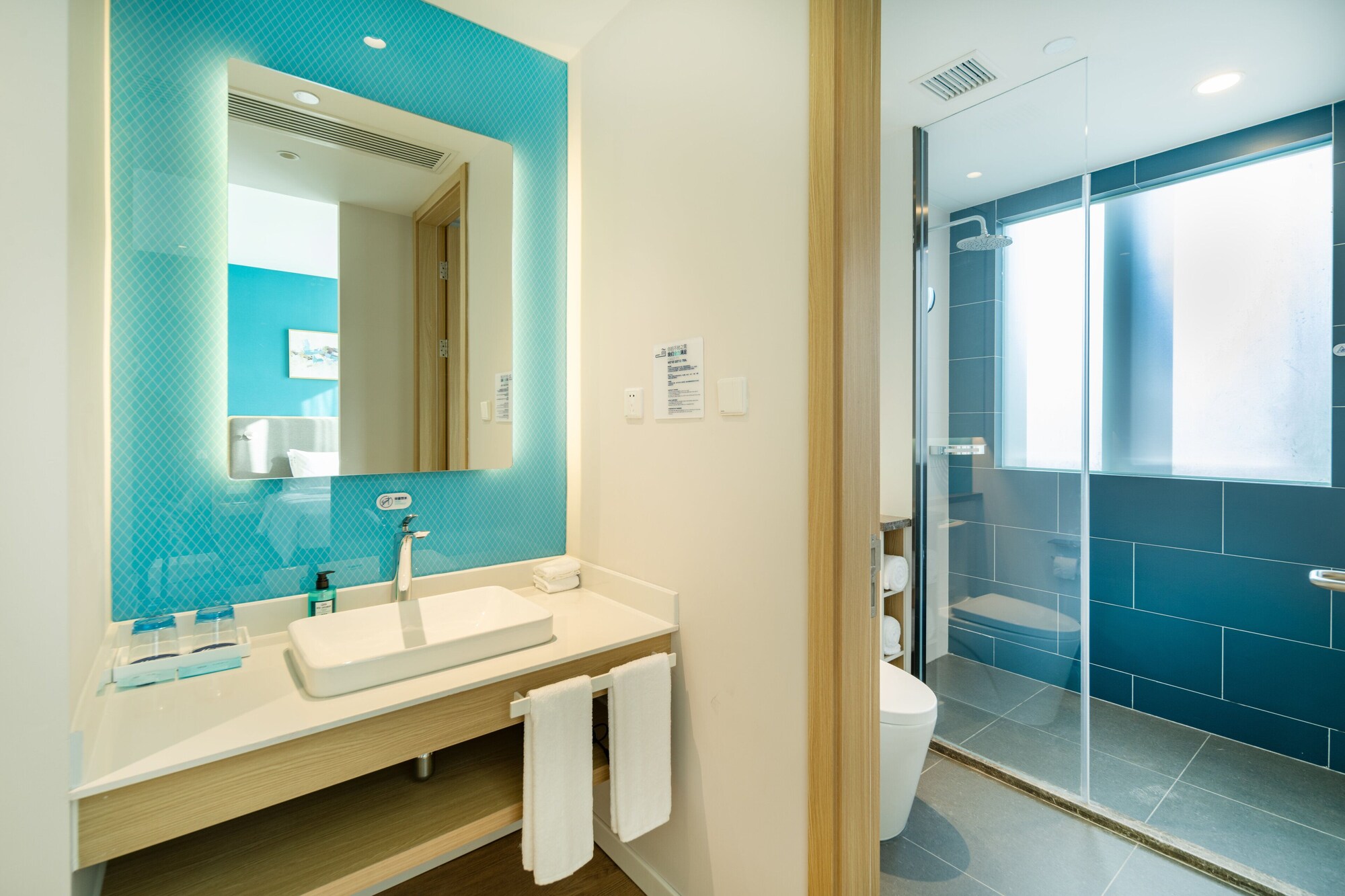 holiday inn express shanghai zhangjiang an ihg hotel
