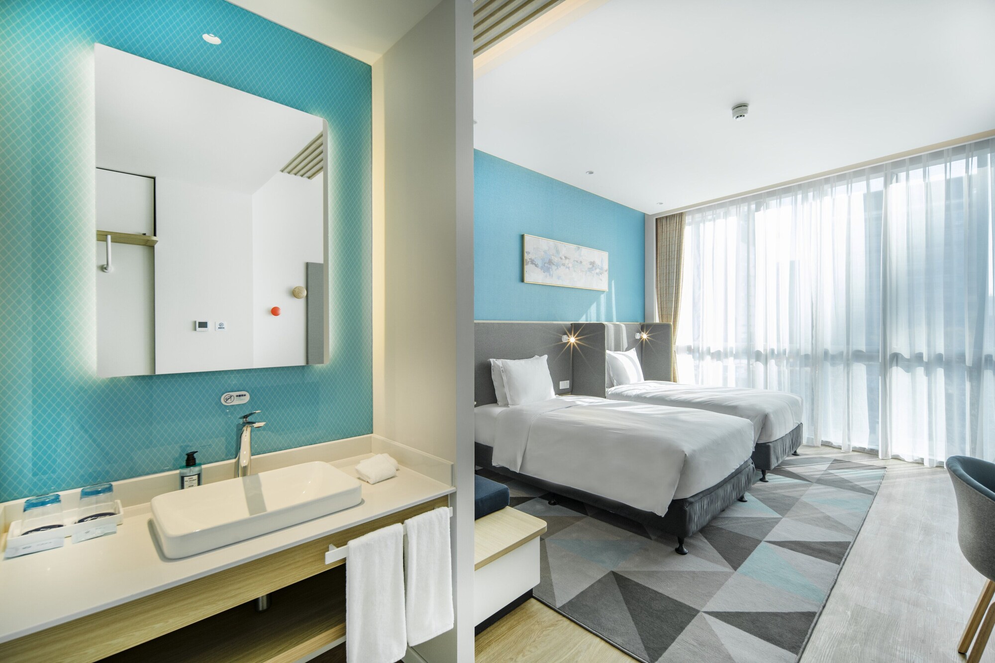 holiday inn express shanghai zhangjiang an ihg hotel