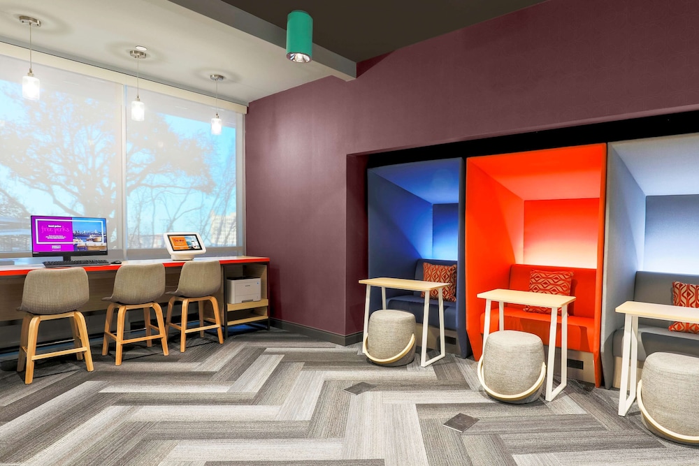 tru by hilton dallas downtown market center