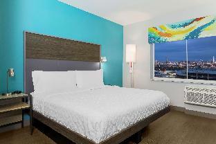 tru by hilton dallas downtown market center