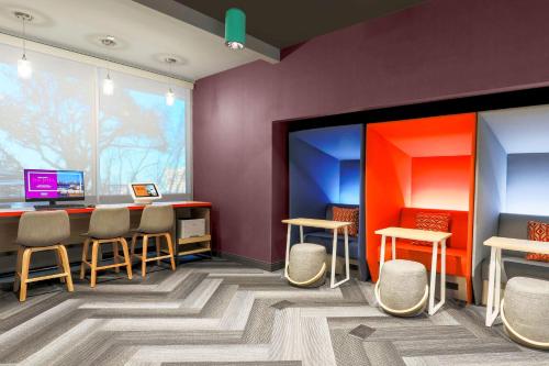 tru by hilton dallas downtown market center