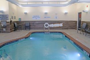fairfield inn and suites by marriott st louis south