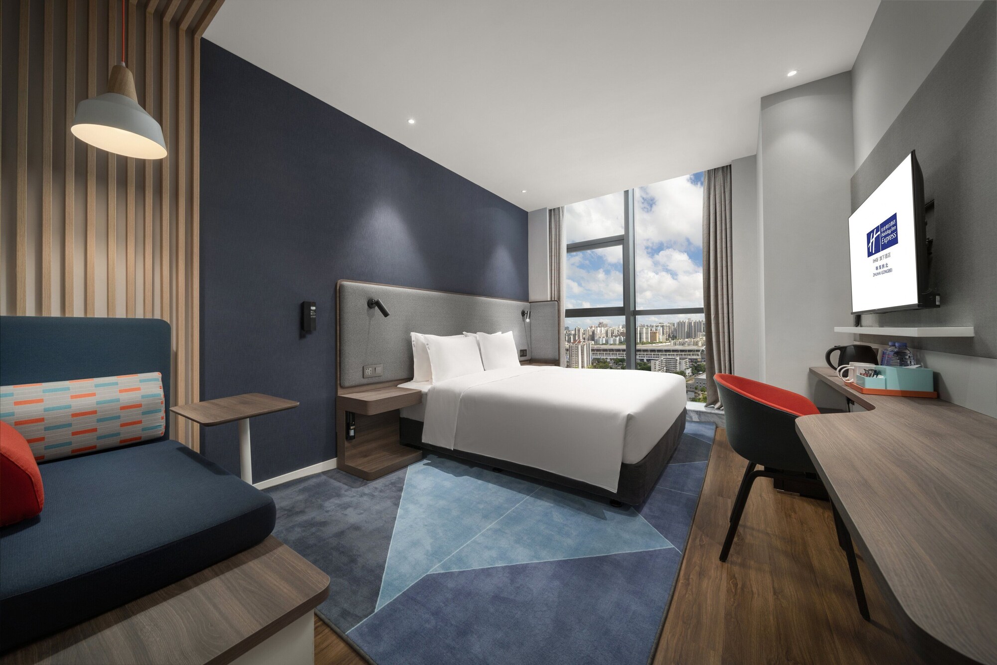 holiday inn express zhuhai gongbei an ihg hotel