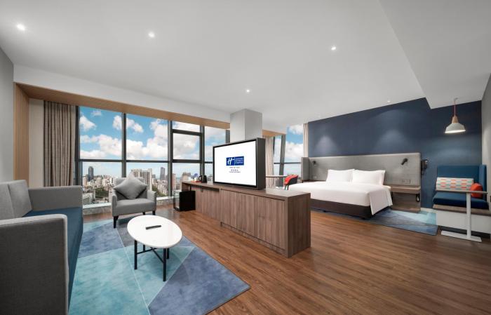holiday inn express zhuhai gongbei an ihg hotel