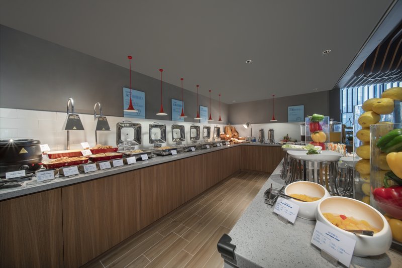 holiday inn express zhuhai gongbei an ihg hotel