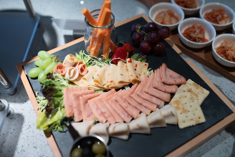 holiday inn express zhuhai gongbei an ihg hotel