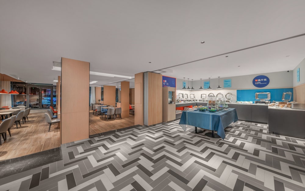 holiday inn express yangquan city center an ihg hotel