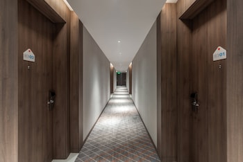holiday inn express yangquan city center an ihg hotel