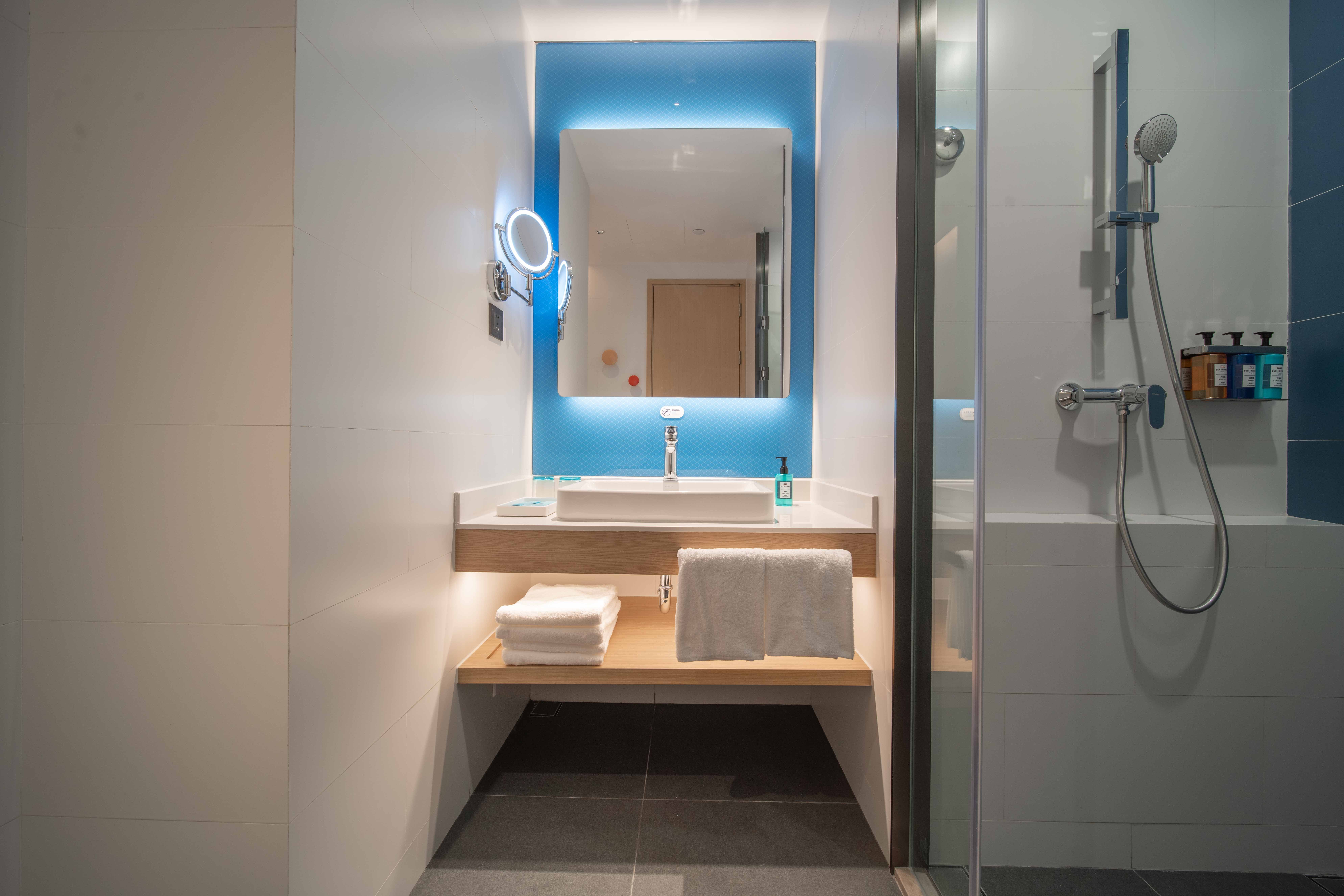 holiday inn express guangzhou panyu an ihg hotel