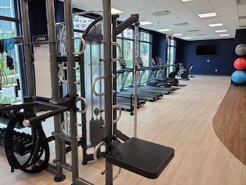 cambria hotel washington d c navy yard riverfront