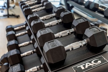 cambria hotel washington d c navy yard riverfront