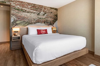 cambria hotel washington d c navy yard riverfront