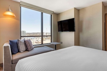 cambria hotel washington d c navy yard riverfront