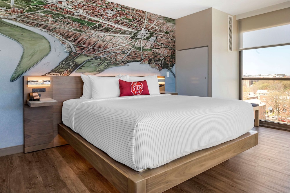 cambria hotel washington d c navy yard riverfront