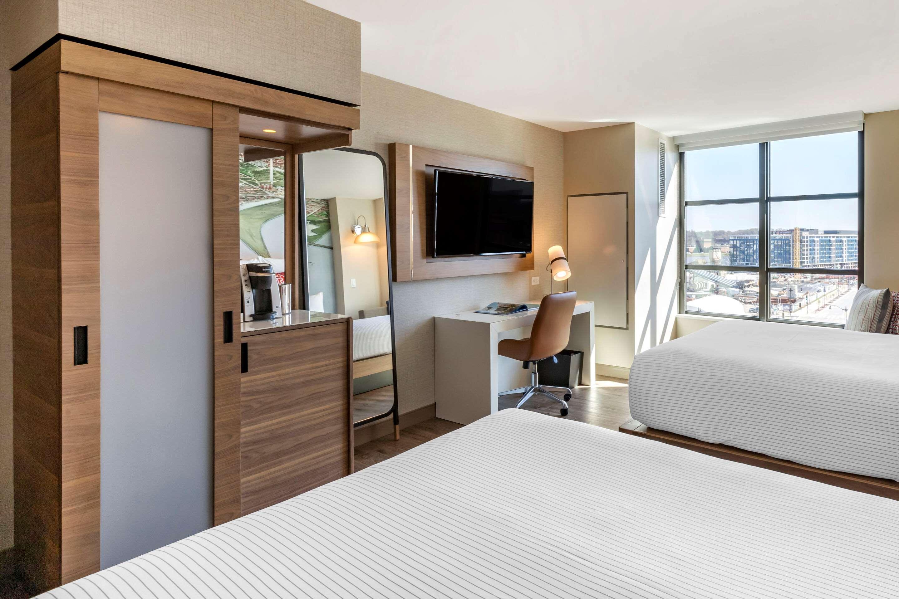 cambria hotel washington d c navy yard riverfront